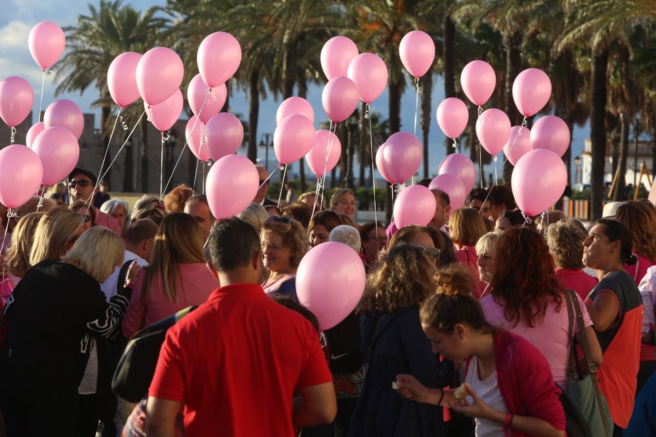 La marcha de Agamama por las calles de Cádiz