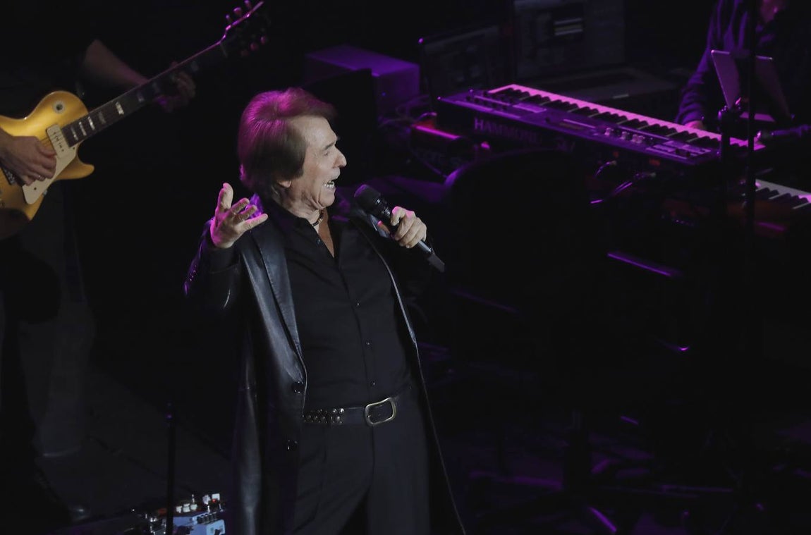 Las mejores imágenes del concierto de Raphael