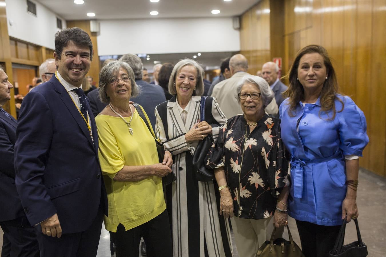 En imágenes, la conmemoración de San Lucas en el Colegio de Médicos de Sevilla