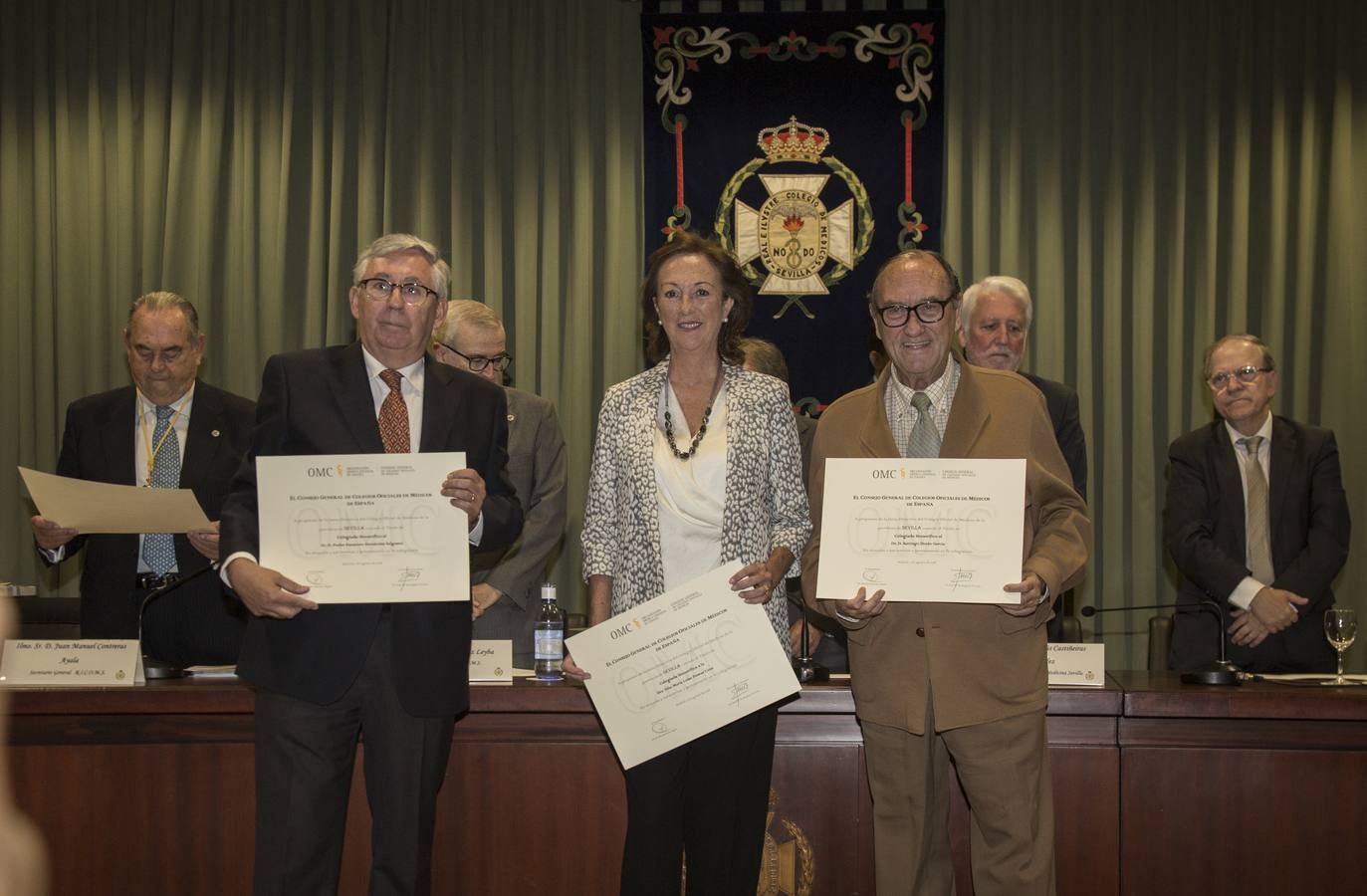 En imágenes, la conmemoración de San Lucas en el Colegio de Médicos de Sevilla