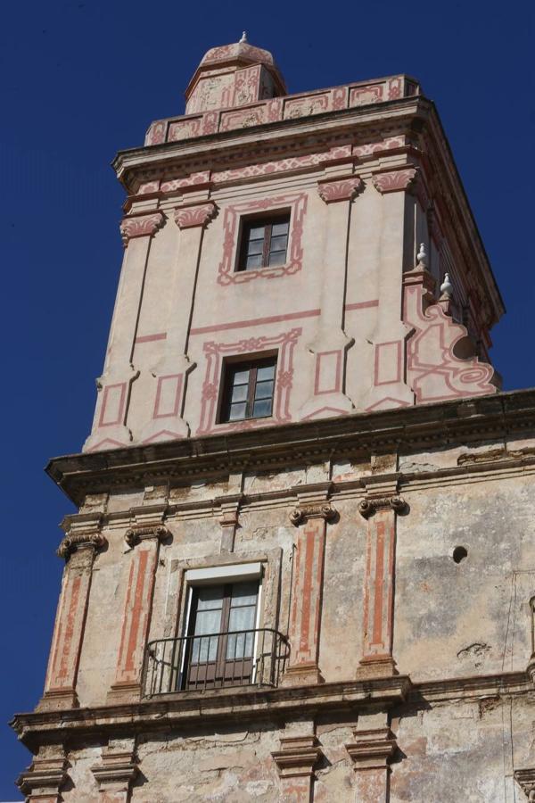 FOTOS: Un recorrido por las fincas de infravivienda en Cádiz