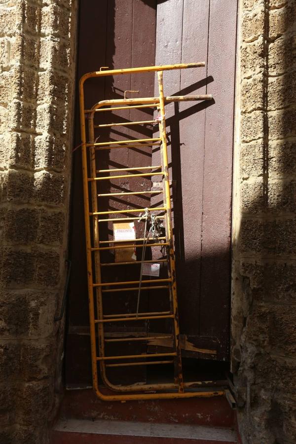 FOTOS: Un recorrido por las fincas de infravivienda en Cádiz