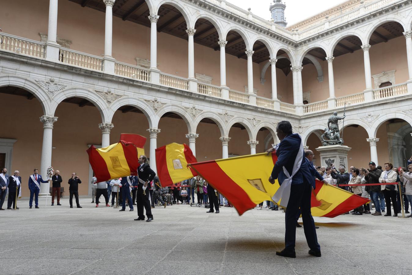 Quismondo trae a Toledo su tradicional baile de la Bandera del Tinaní