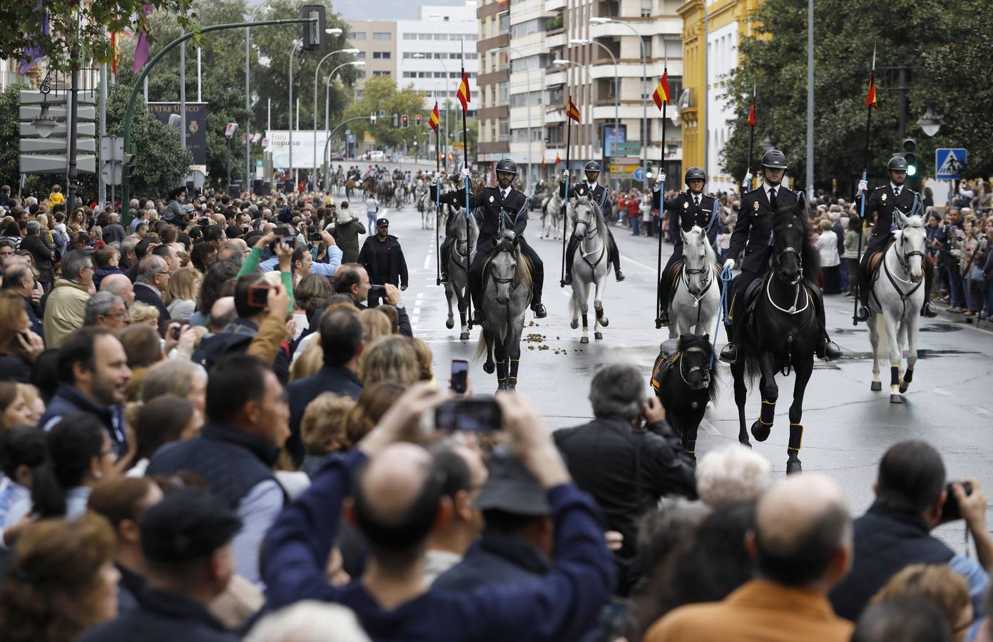 El desfile en honor a Diego López de Haro y las Caballerizas Reales de Córdoba, en imágenes