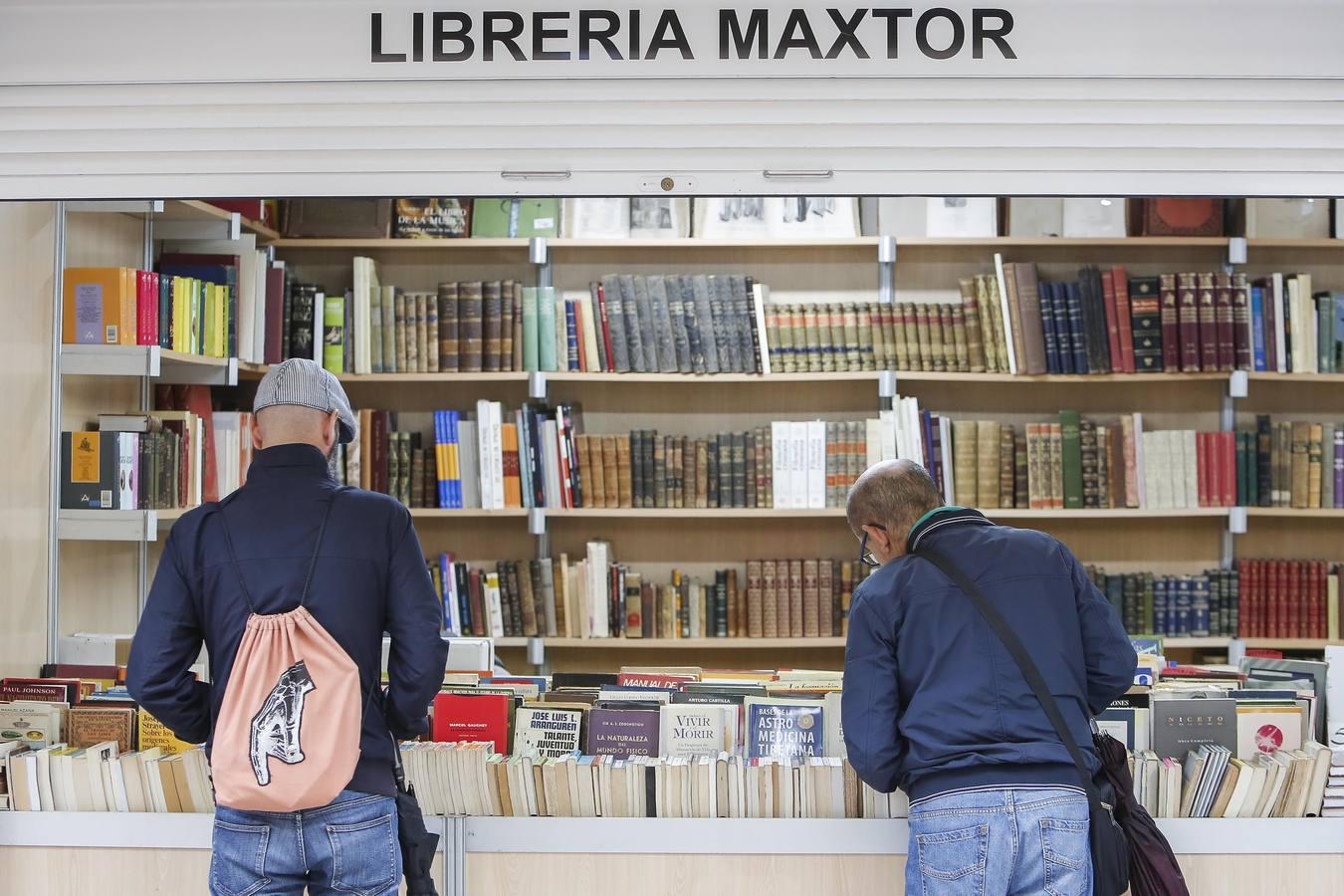 La Feria del Libro Antiguo y de Ocasión de Córdoba, en imágenes