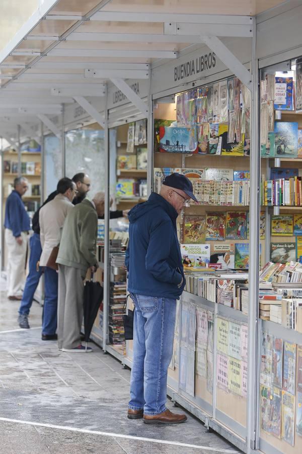 La Feria del Libro Antiguo y de Ocasión de Córdoba, en imágenes