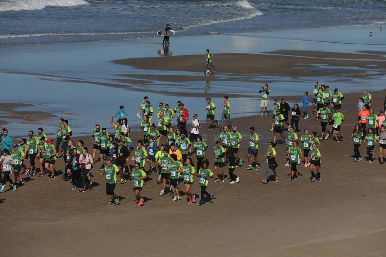 Las mejores imágenes de la Carrera contra el Cáncer