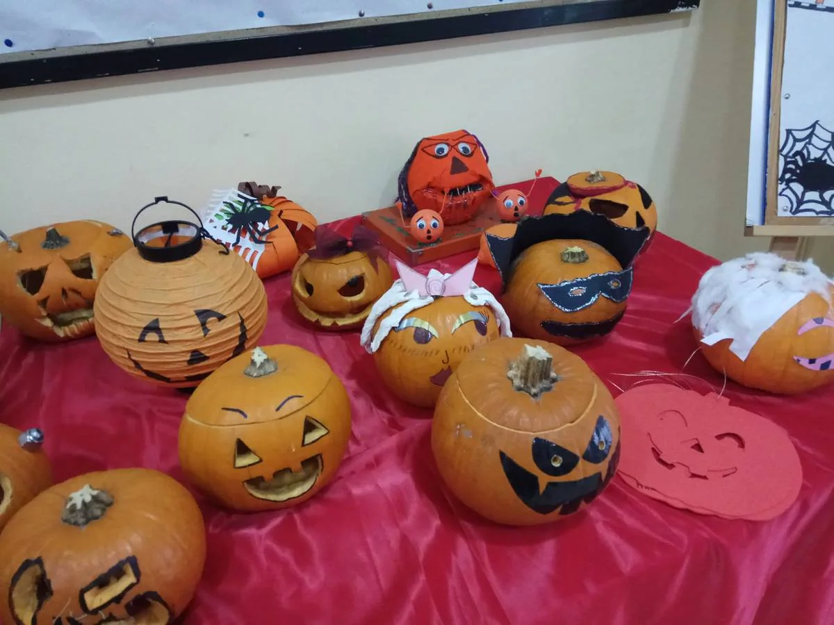 Fotos: Tosantos y Halloween en los colegios de Cádiz