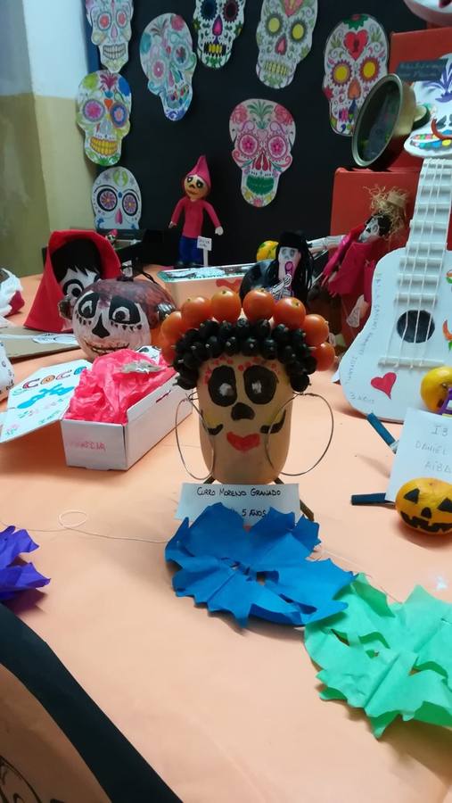 Fotos: Tosantos y Halloween en los colegios de Cádiz