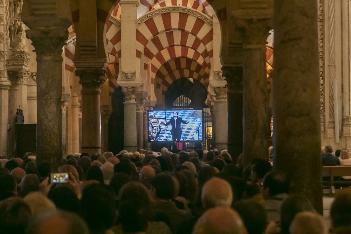 La misa de Réquiem en la Catedral de Córdoba, en imágenes