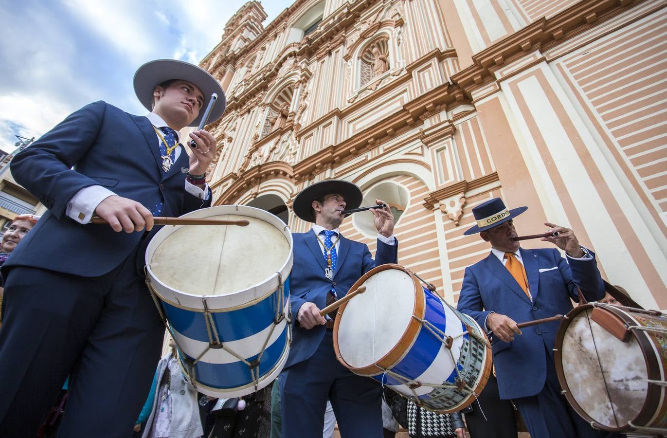 En imágenes, la magna rociera de Huelva