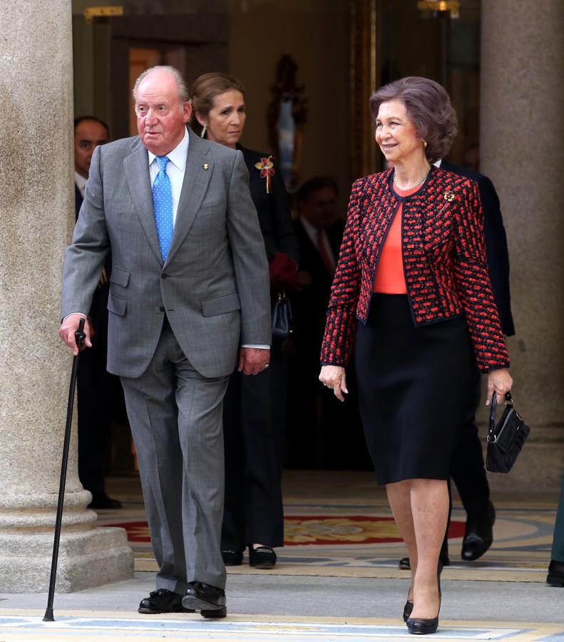 Doña Sofía llega junto a Don Juan Carlos a la entrega de los Premios Nacionales del Deporte.. 
