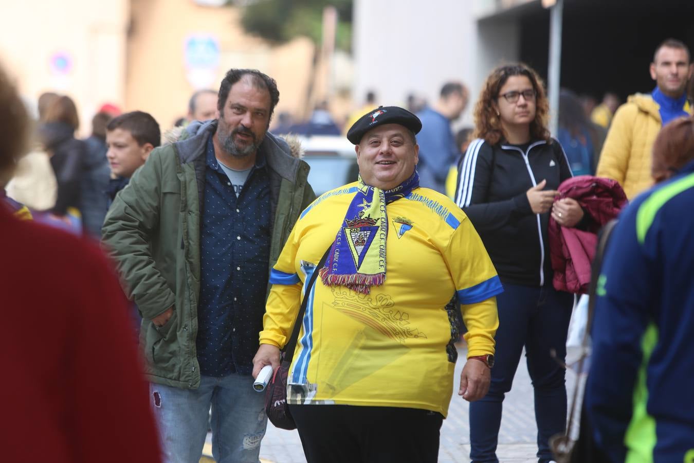 Fotos: Búscate en el Cádiz CF-Elche en Carranza