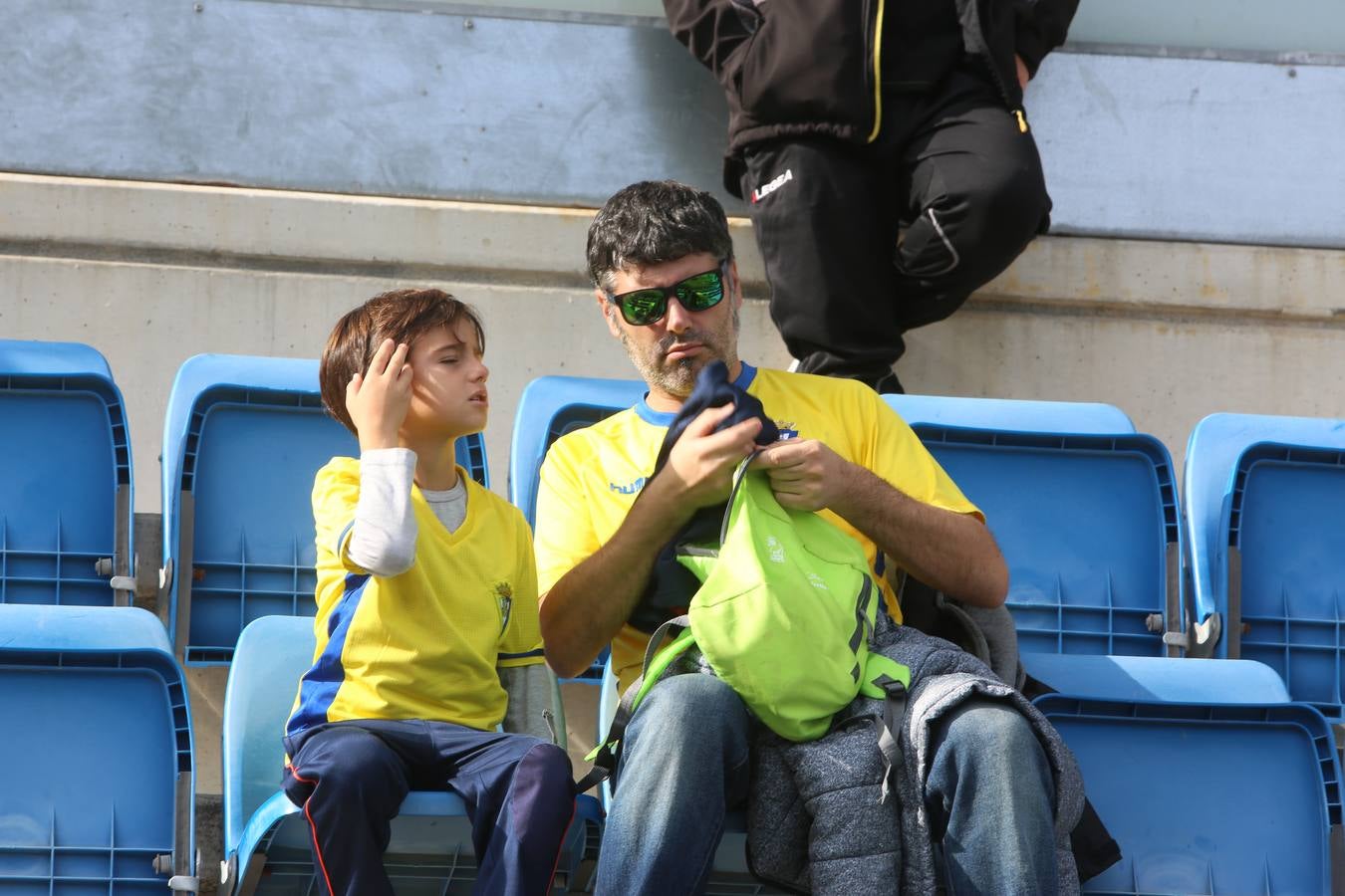 Fotos: Búscate en el Cádiz CF-Elche en Carranza