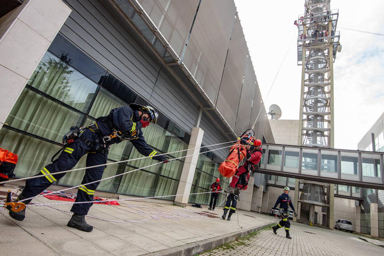 Jornadas de rescate en altura para bomberos