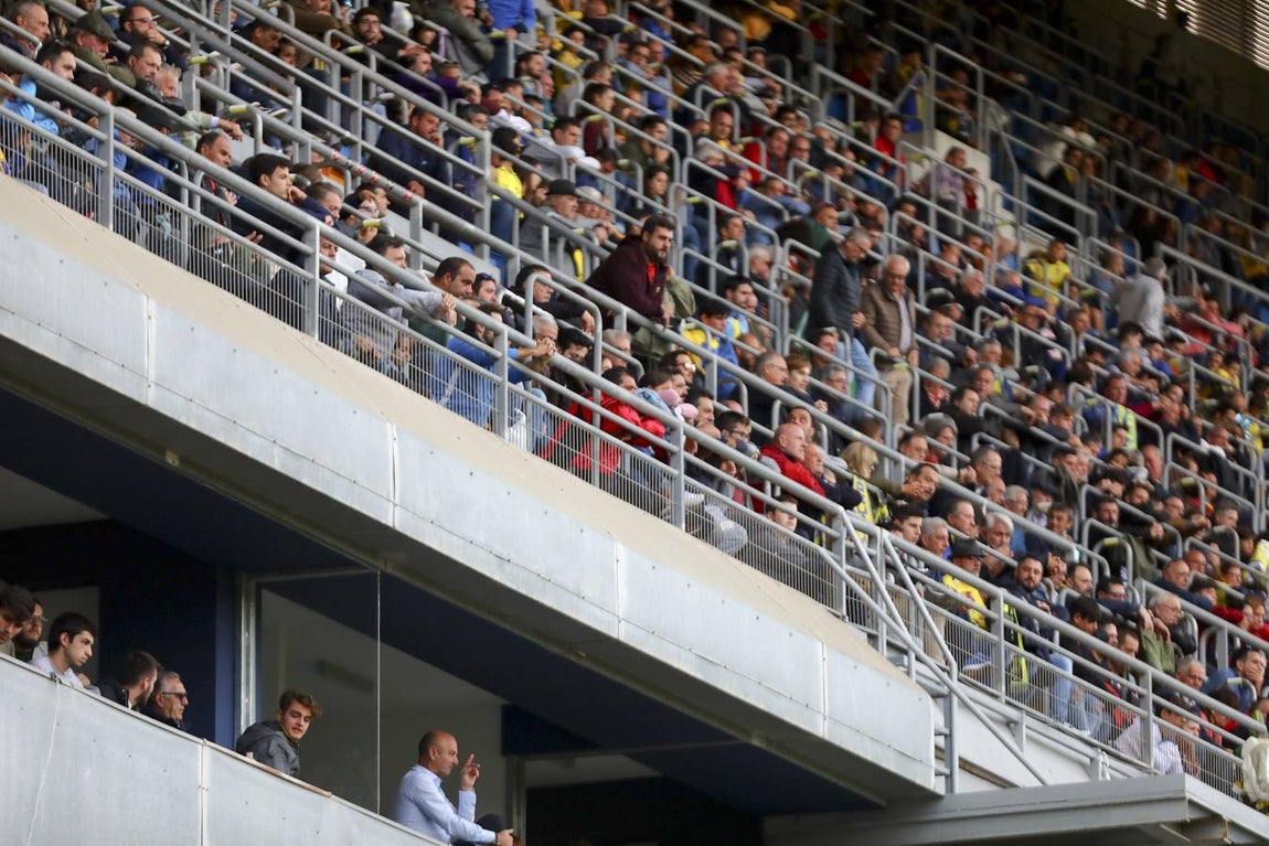 Búscate en Carranza en el partido Cádiz C.F. - Reus