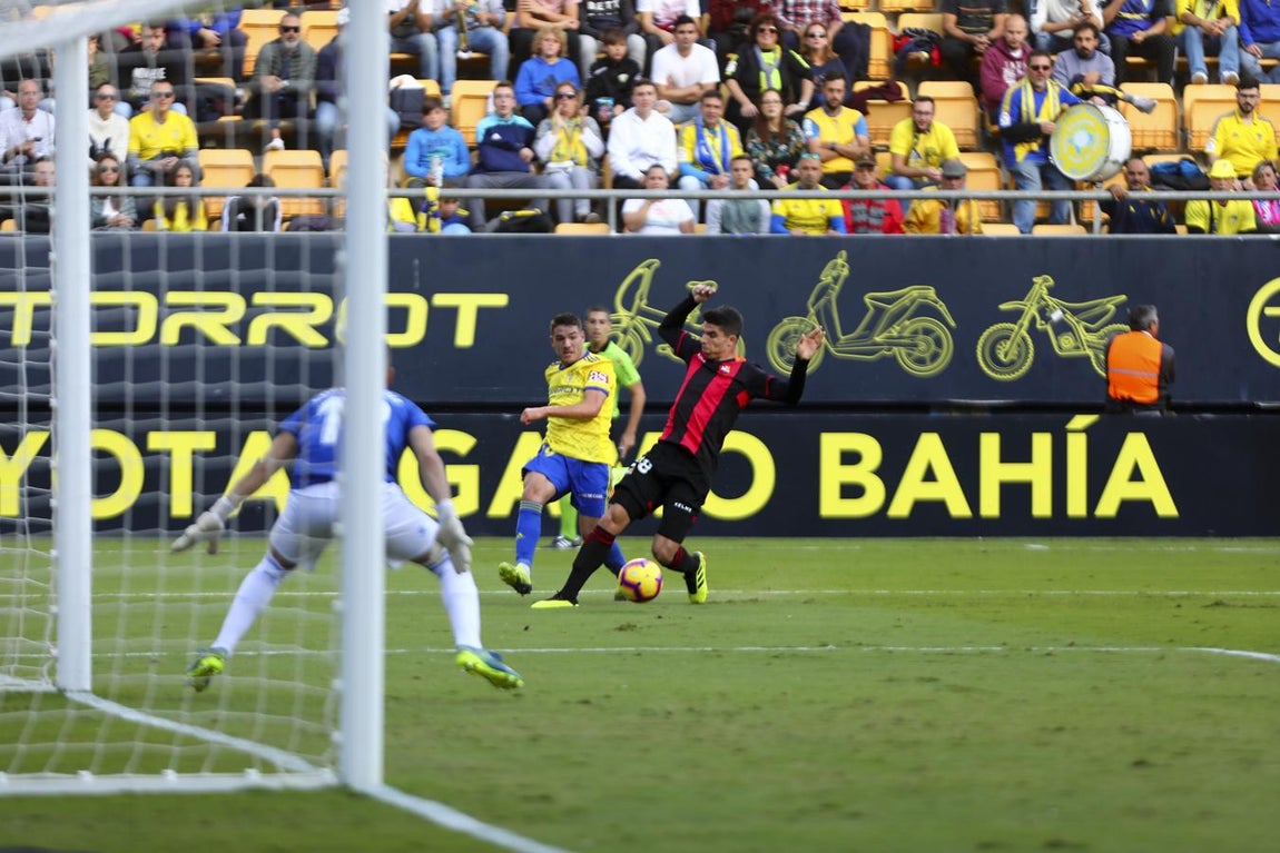 El partido en imágenes: Cádiz CF-Reus (2-0)