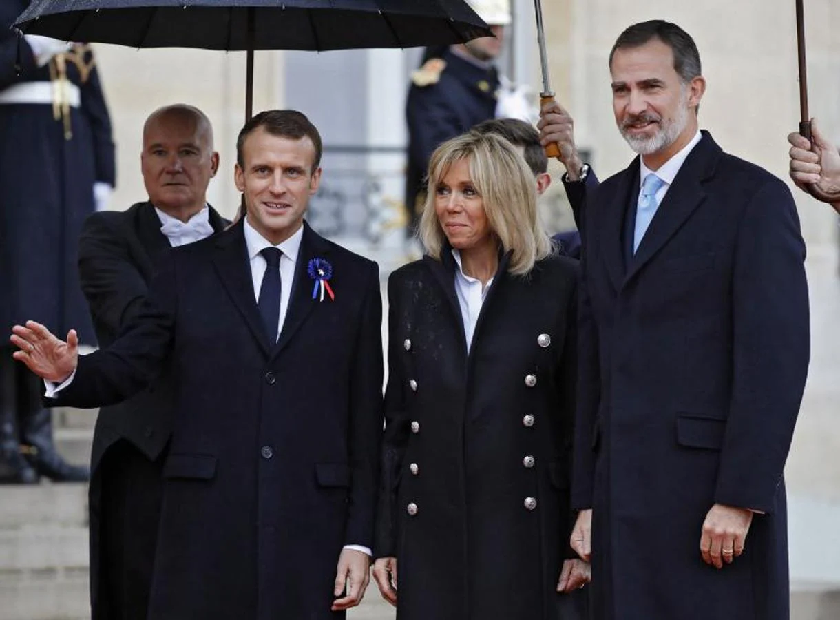 Felipe VI junto a Macron y su mujer
