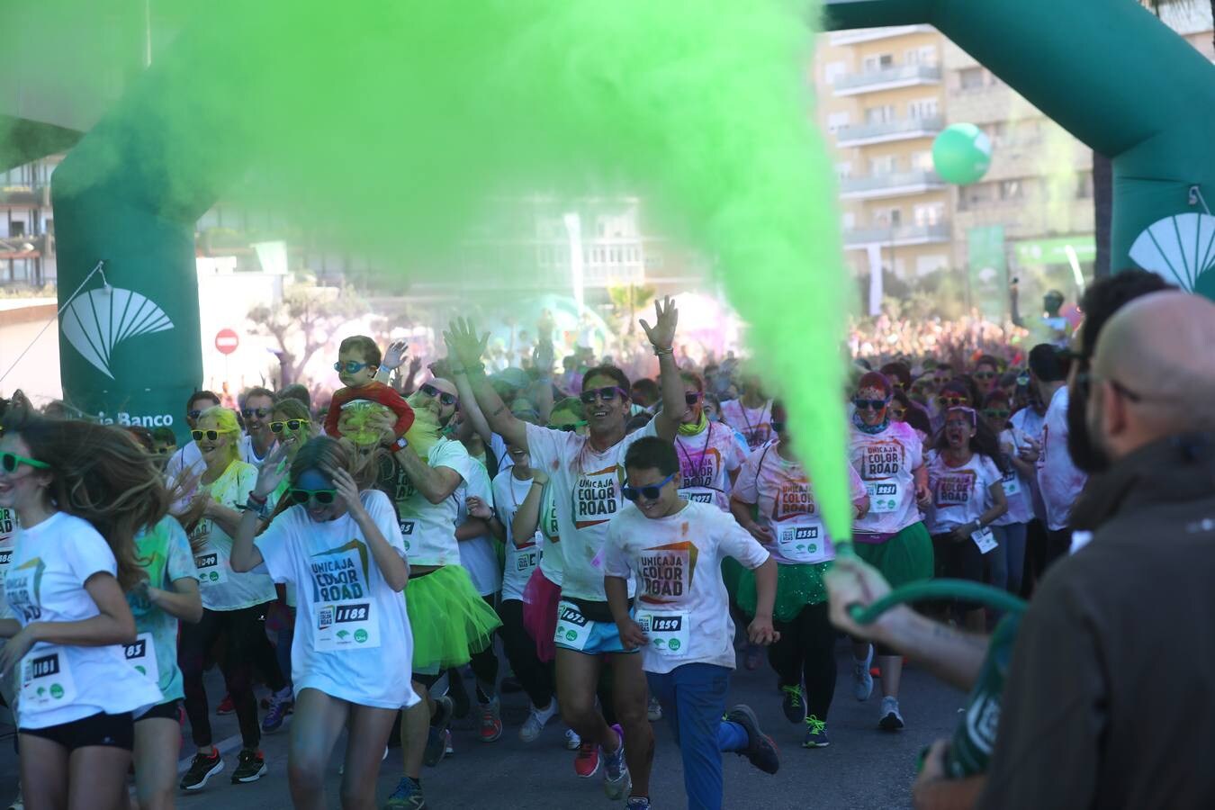 Búscate en la carrera solidaria Unicaja Color Road Cádiz (I)