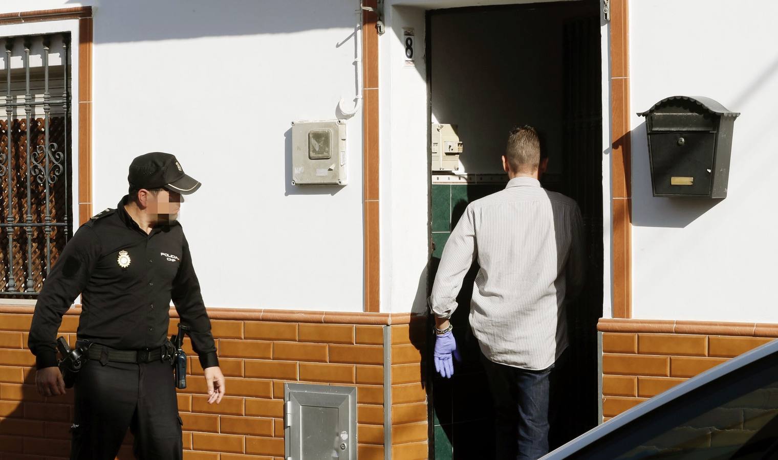 Las imágenes de la investigación policial del crimen de Alcalá de Guadaíra