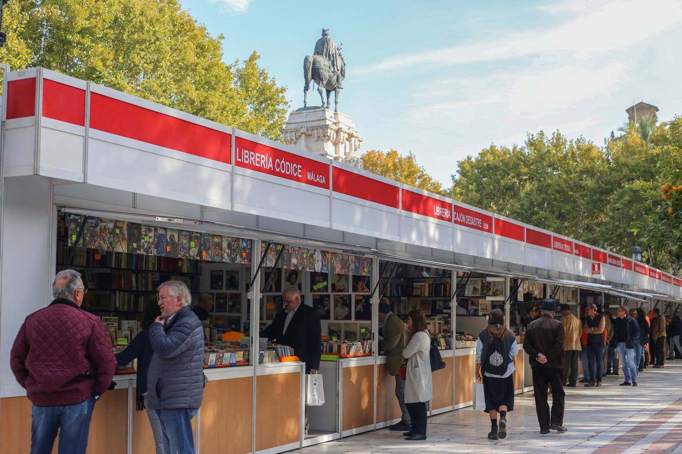 Jornada inaugural de la Feria del Libro Antiguo de Sevilla