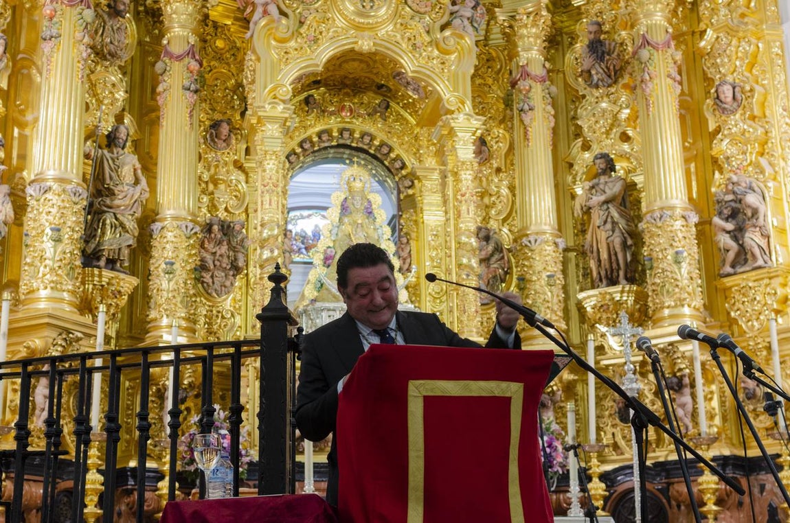Sentimientos a flor de piel en el Centerario de la Coronación