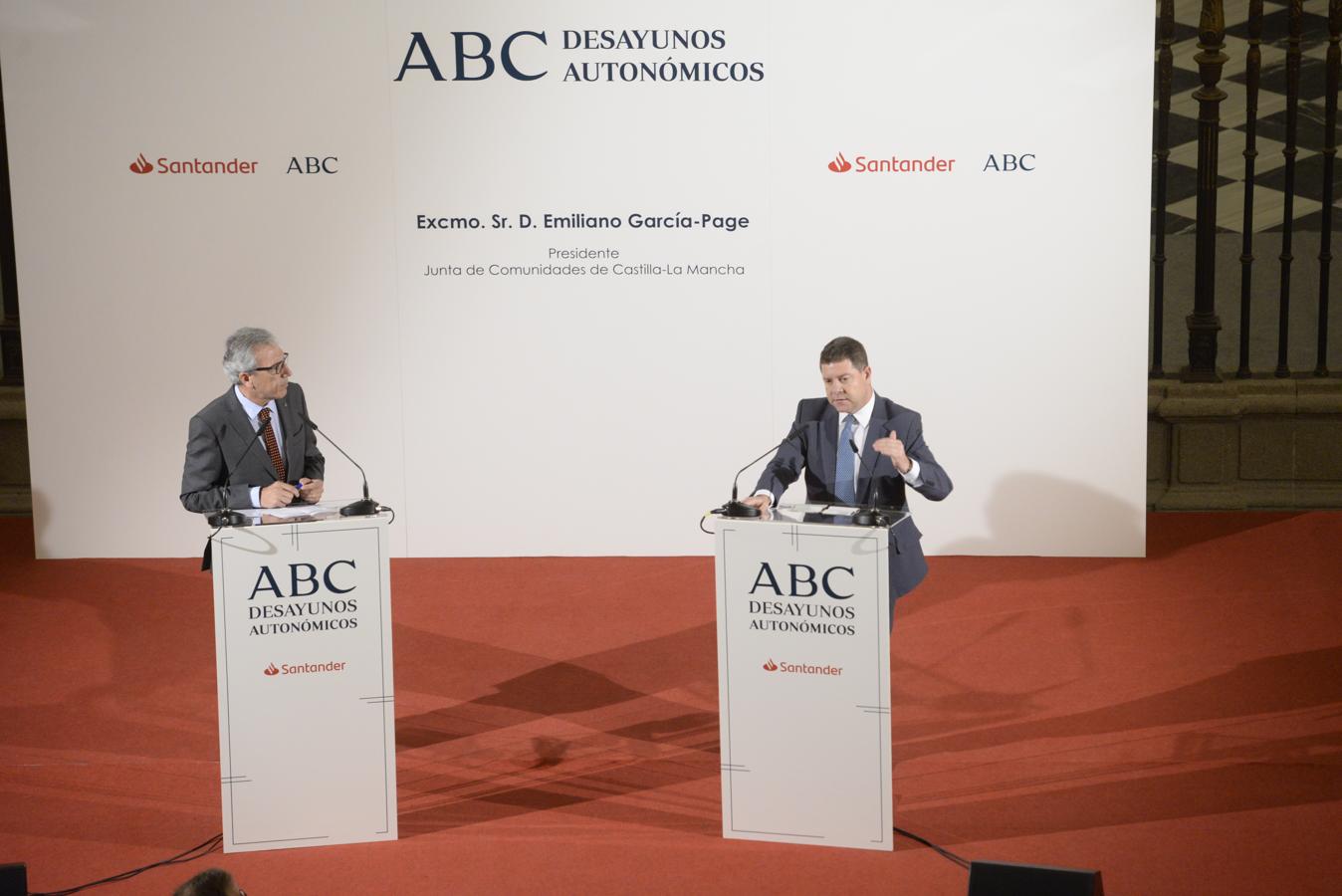 Antonio González, delegado de ABC en Castilla-La Mancha y Emiliano García-Page. 