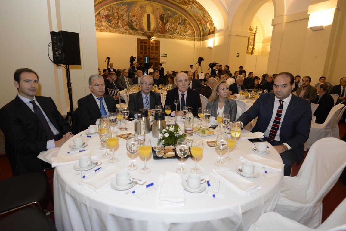 Los invitados al «Desayuno Autonómico» de ABC, en imágenes