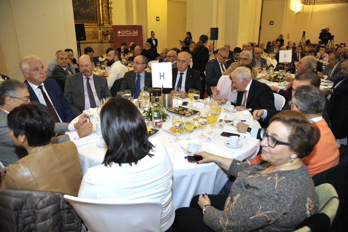 Los invitados al «Desayuno Autonómico» de ABC, en imágenes