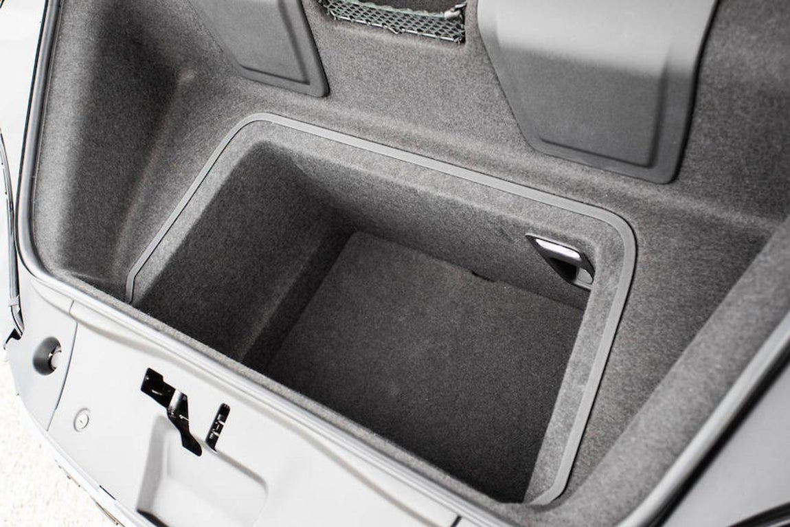 Probamos el nuevo Audi R8 V10 en el circuito español de Ascari