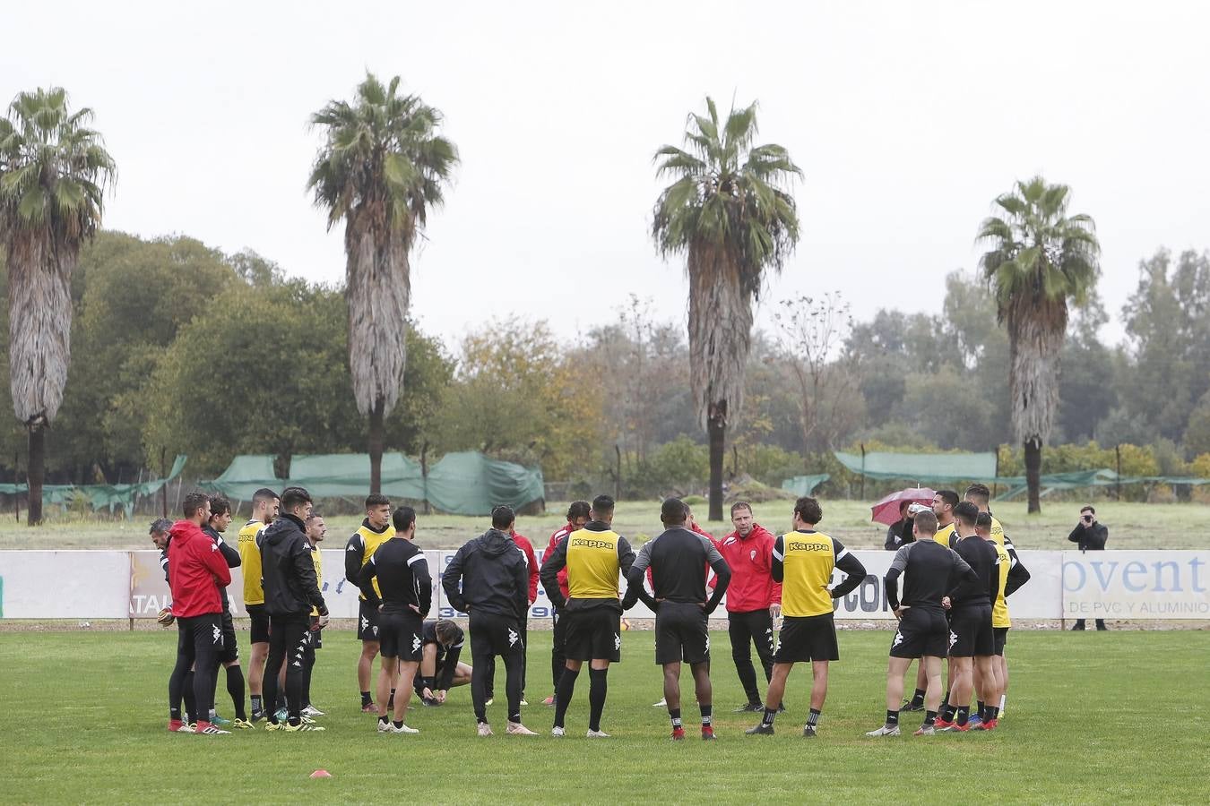 El primer día de Curro Torres en el Córdoba CF, en imágenes