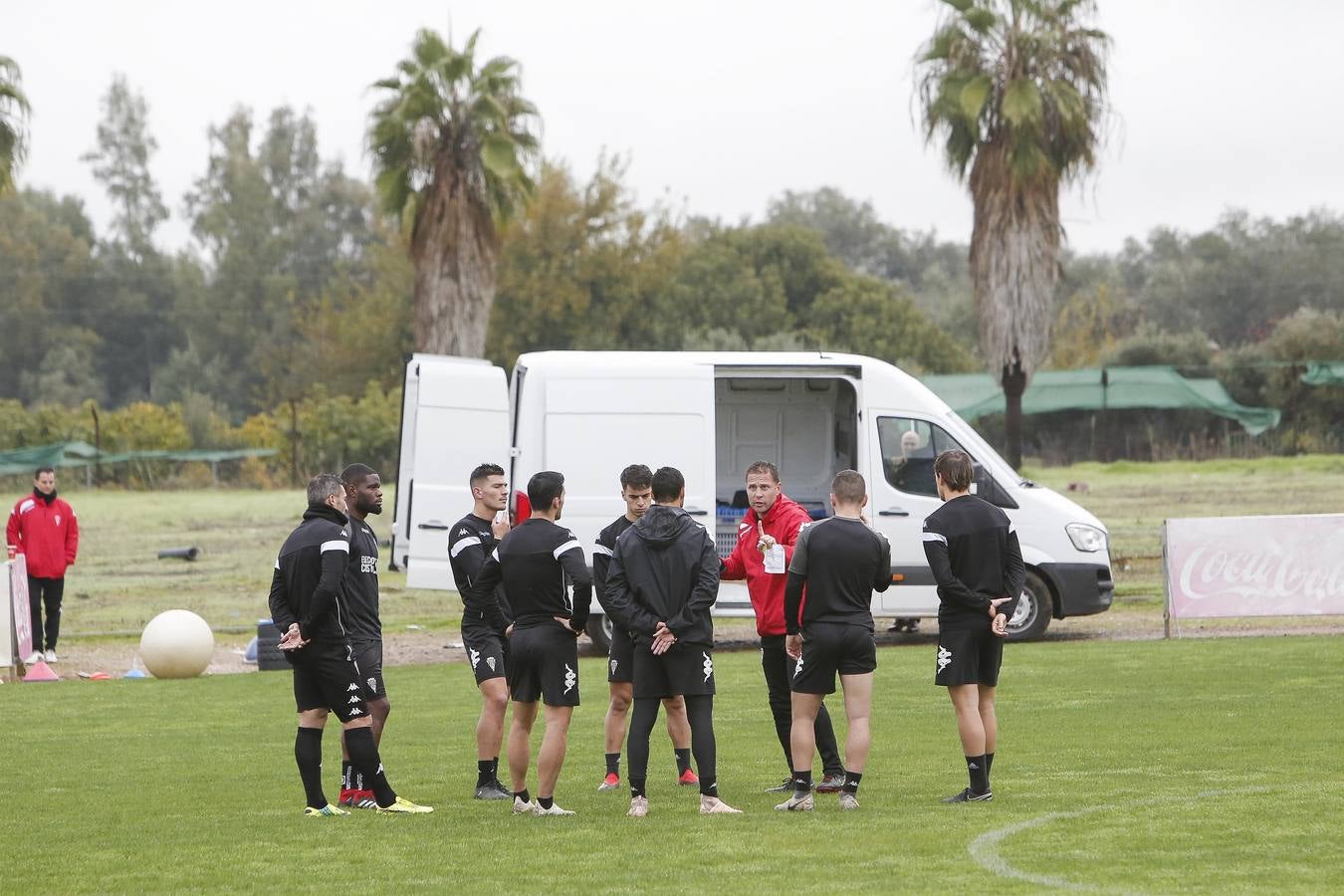 El primer día de Curro Torres en el Córdoba CF, en imágenes