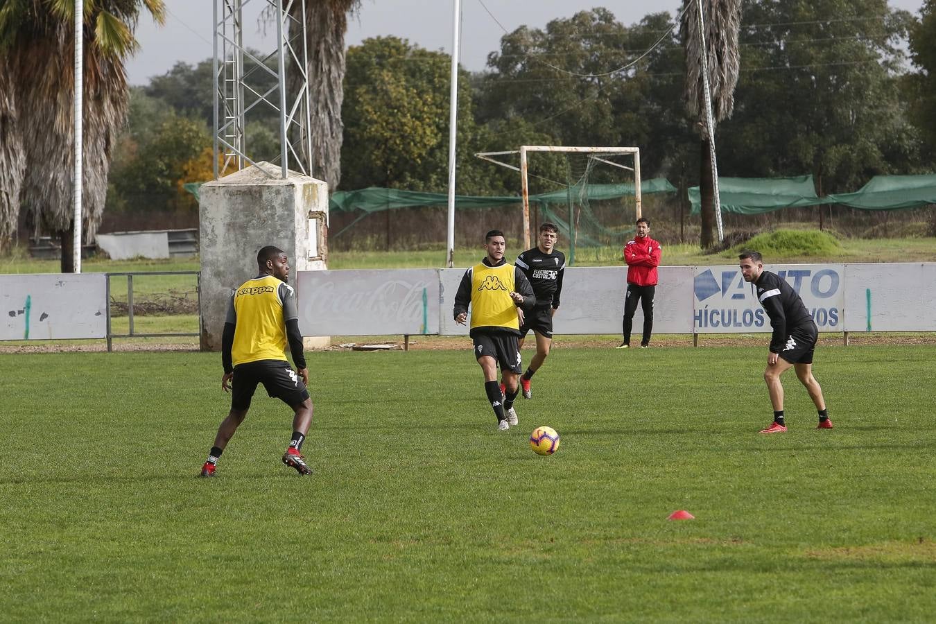 El primer día de Curro Torres en el Córdoba CF, en imágenes