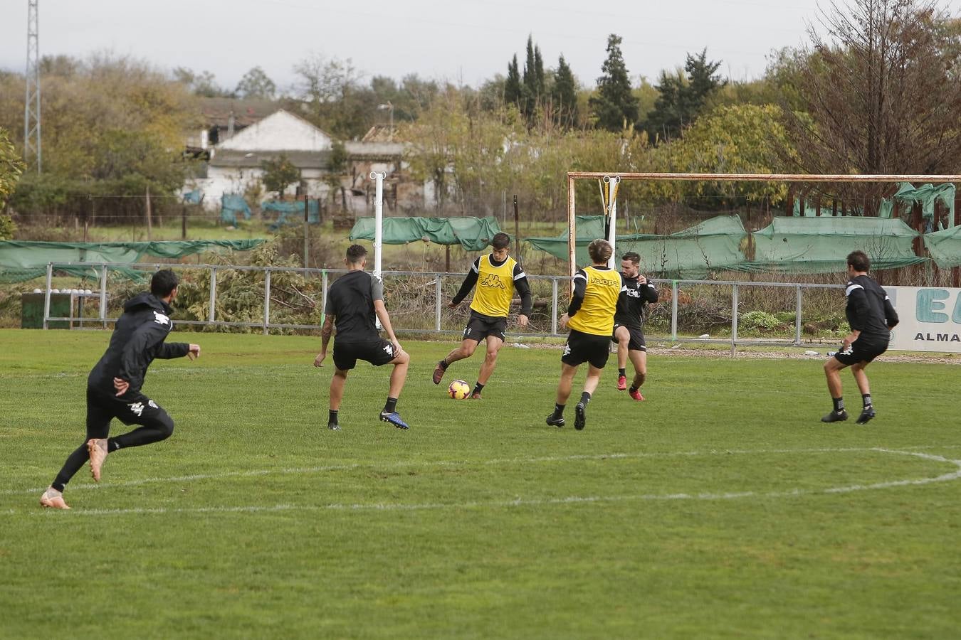 El primer día de Curro Torres en el Córdoba CF, en imágenes