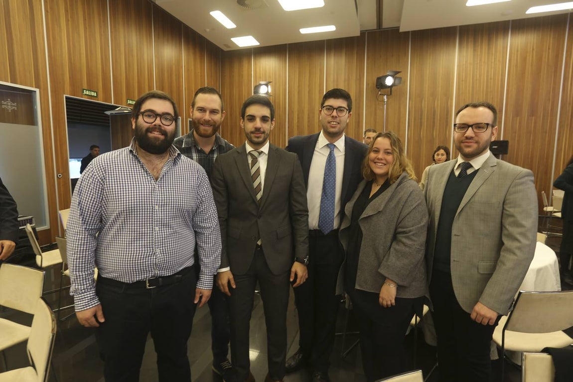 Aníbal Vega Reina, Moisés Moreno Reina, Francisco J. García, Gonzalo Oliver Martín, Patricia Galiana y Jaime Calderón. 
