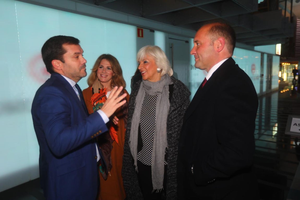 El presidente del Partido Popular Pablo Casado interviene en los Foros de La Voz de Cádiz