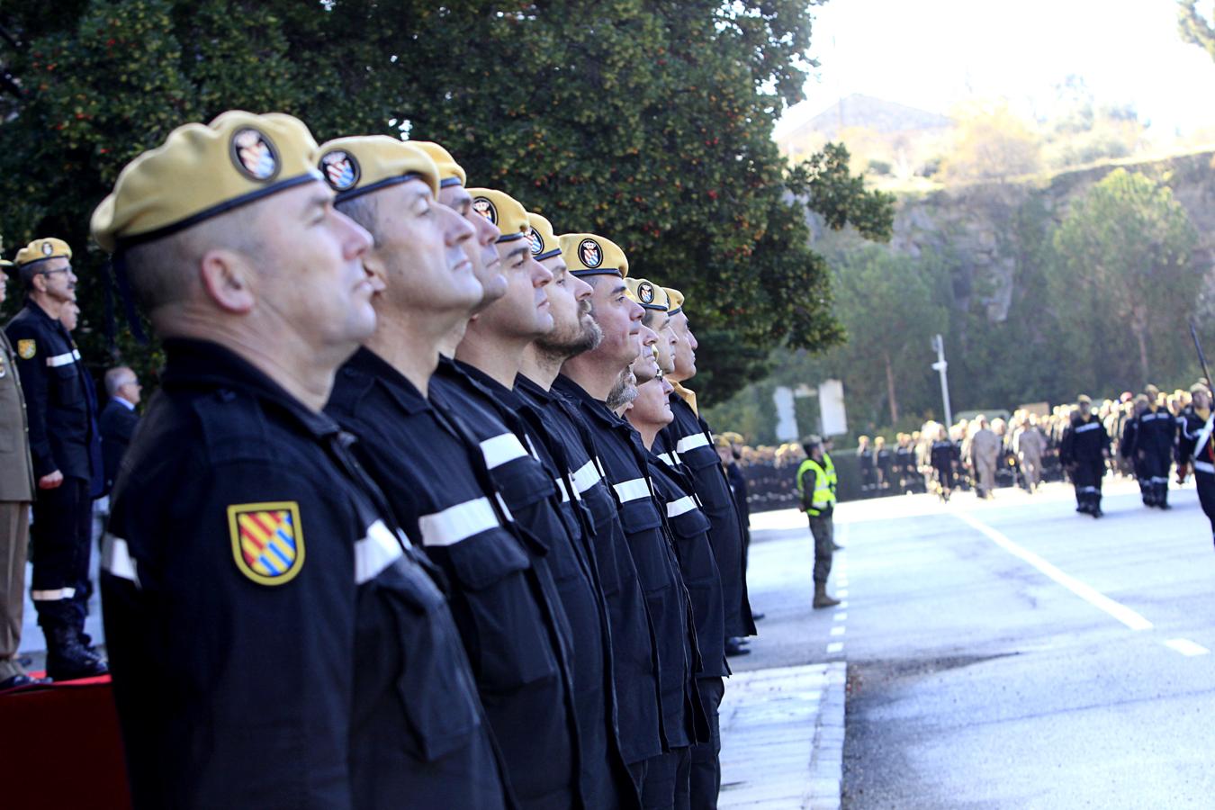 Clausura del curso básico de Emergencias de la UME en la Academia de Infantería