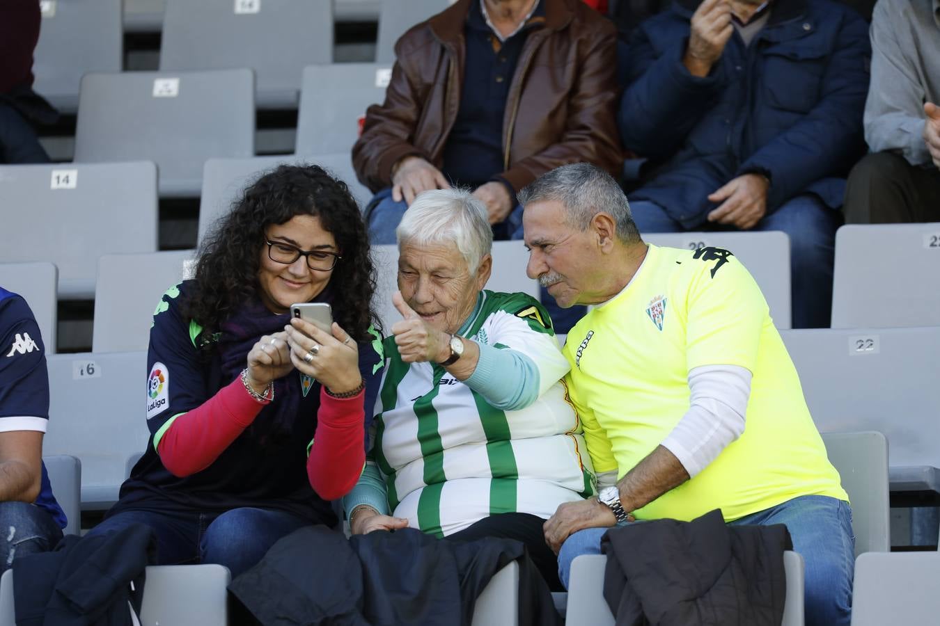 La grada del Córdoba-Elche, en imágenes