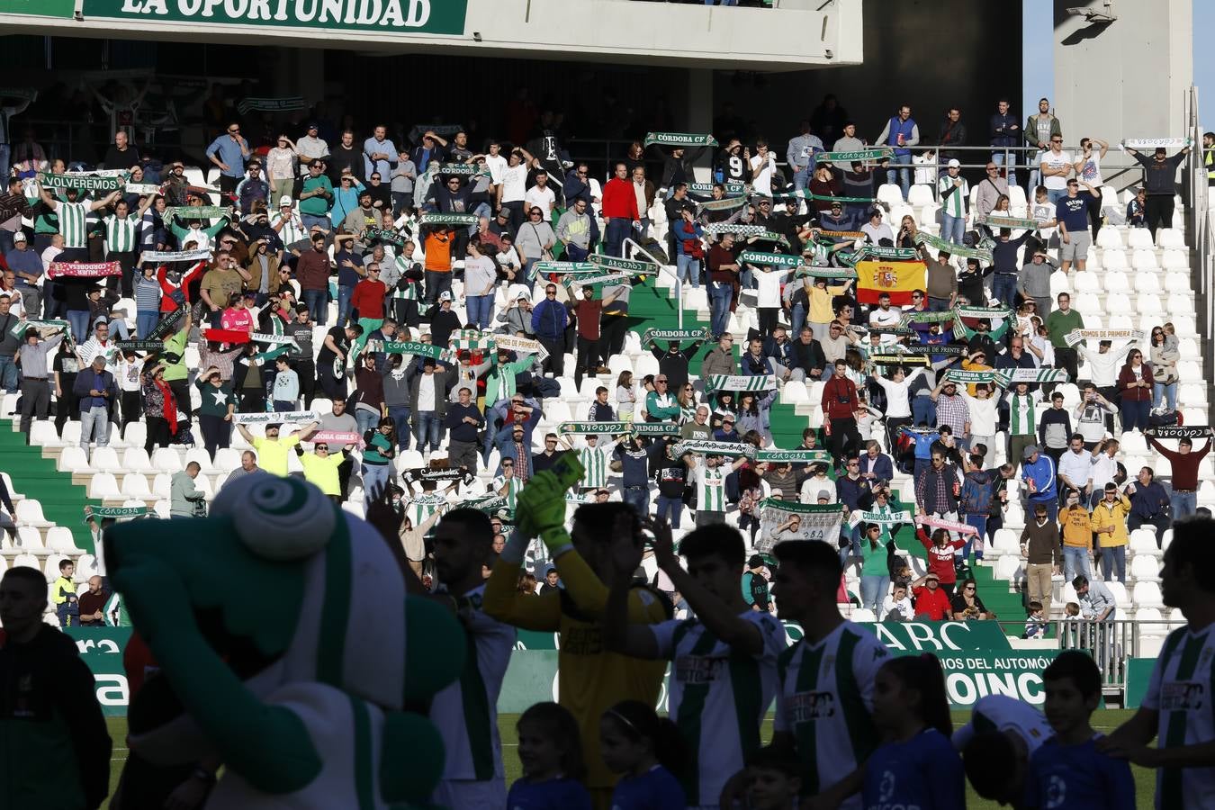 La grada del Córdoba-Elche, en imágenes