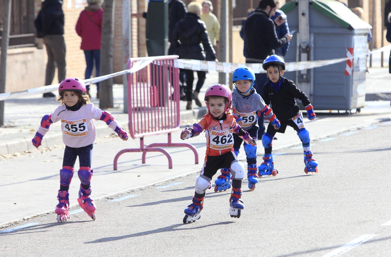 La carrera urbana popular «Tres Culturas» reúne en Toledo a 120 patinadores