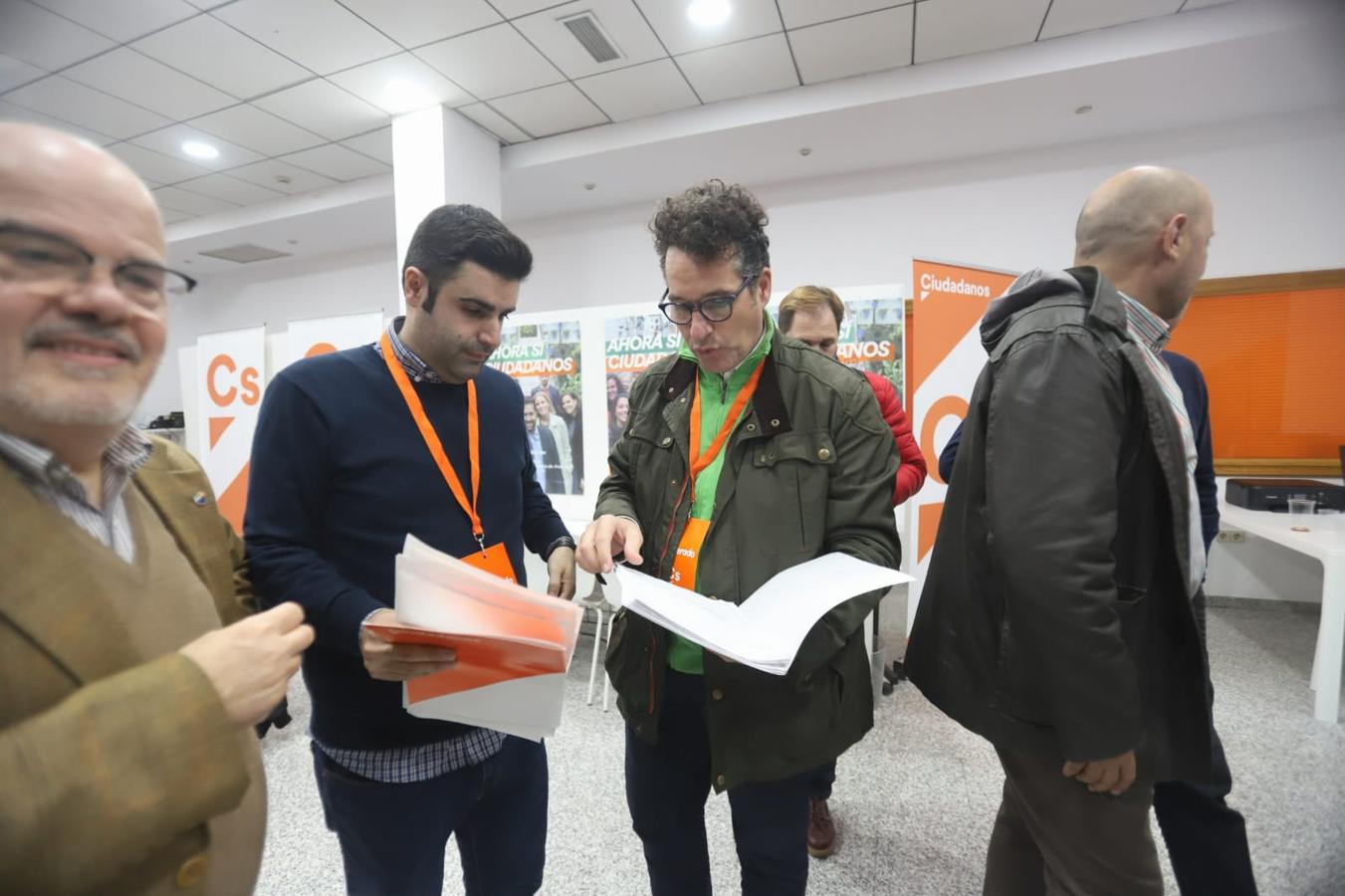 La noche electoral en la sede de Ciudadanos en Córdoba, en imágenes