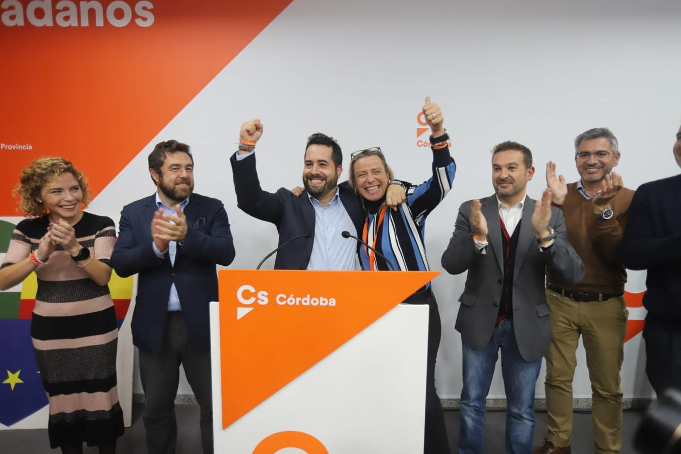 La noche electoral en la sede de Ciudadanos en Córdoba, en imágenes