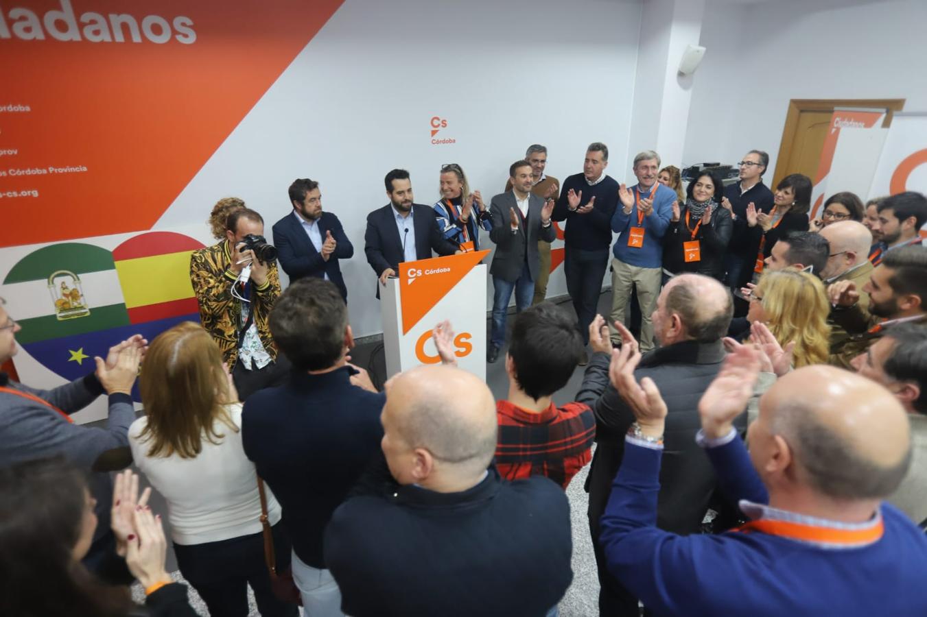 La noche electoral en la sede de Ciudadanos en Córdoba, en imágenes