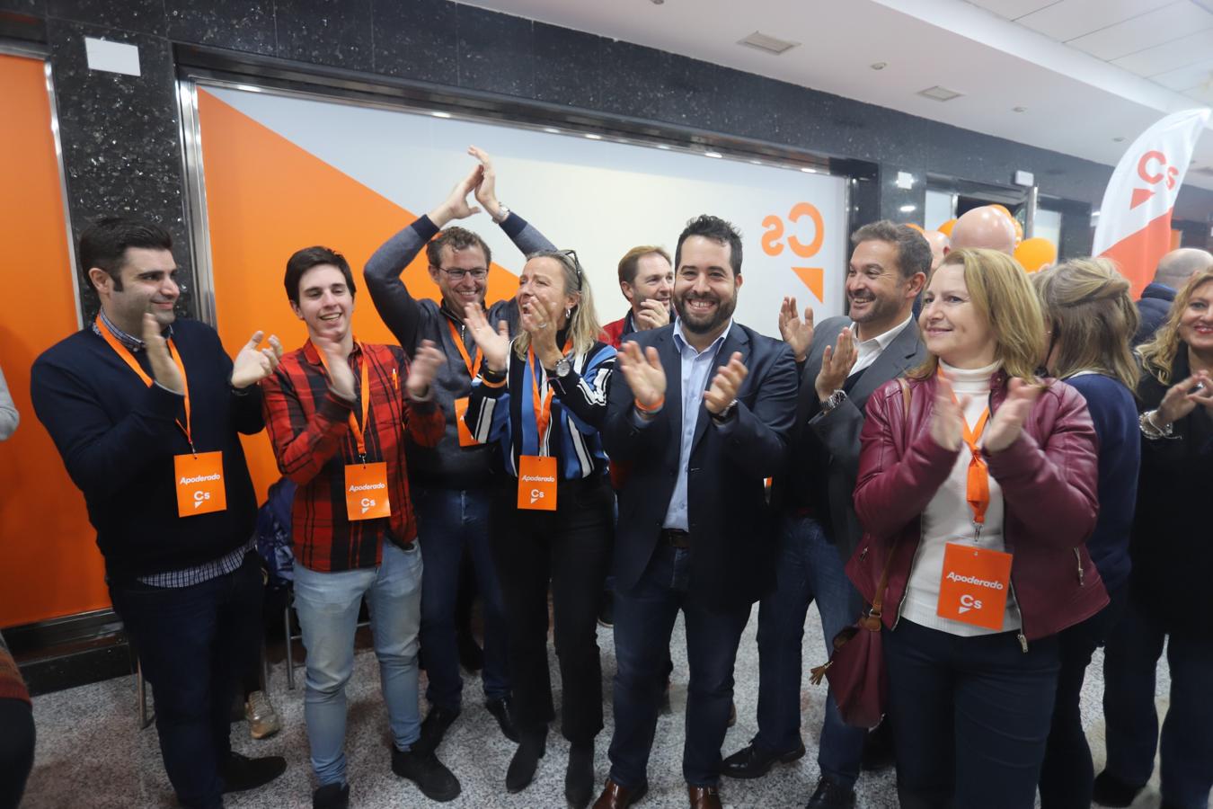 La noche electoral en la sede de Ciudadanos en Córdoba, en imágenes