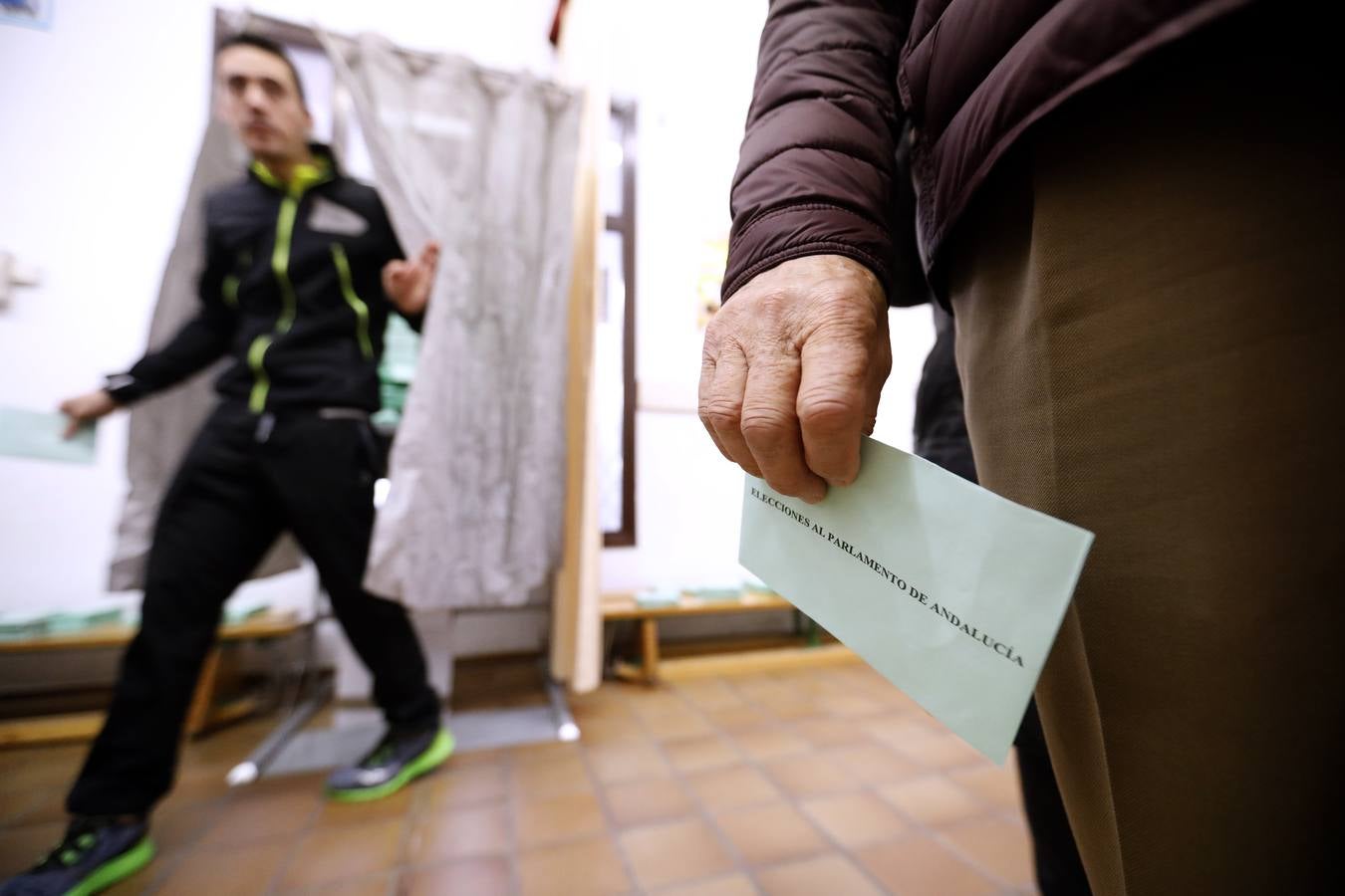 En imágenes, así vota Córdoba