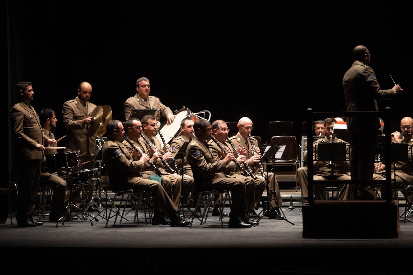 El concierto de la Inmaculada de la BRI X de Córdoba, en imágenes