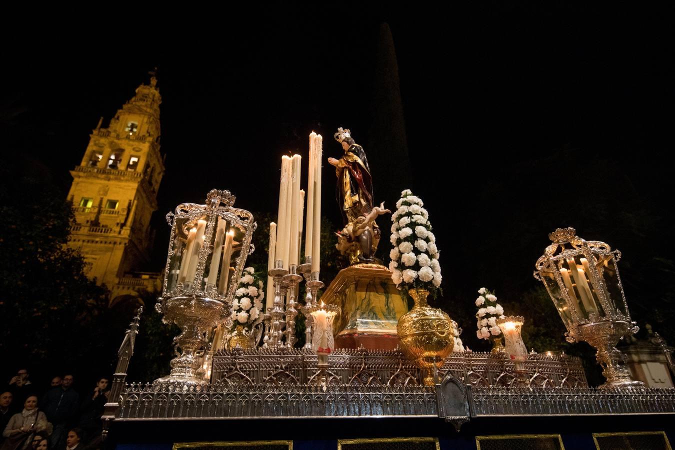 La procesión de la Virgen de la Inmaculada de Córdoba, en imágenes