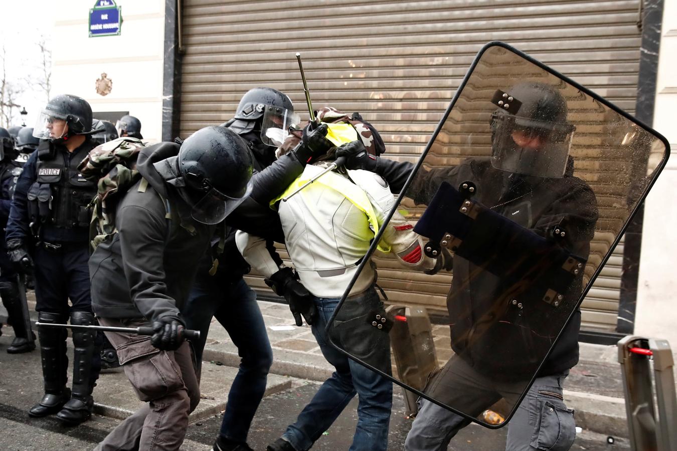 La manifestación de los chalecos amarillos, en imágenes