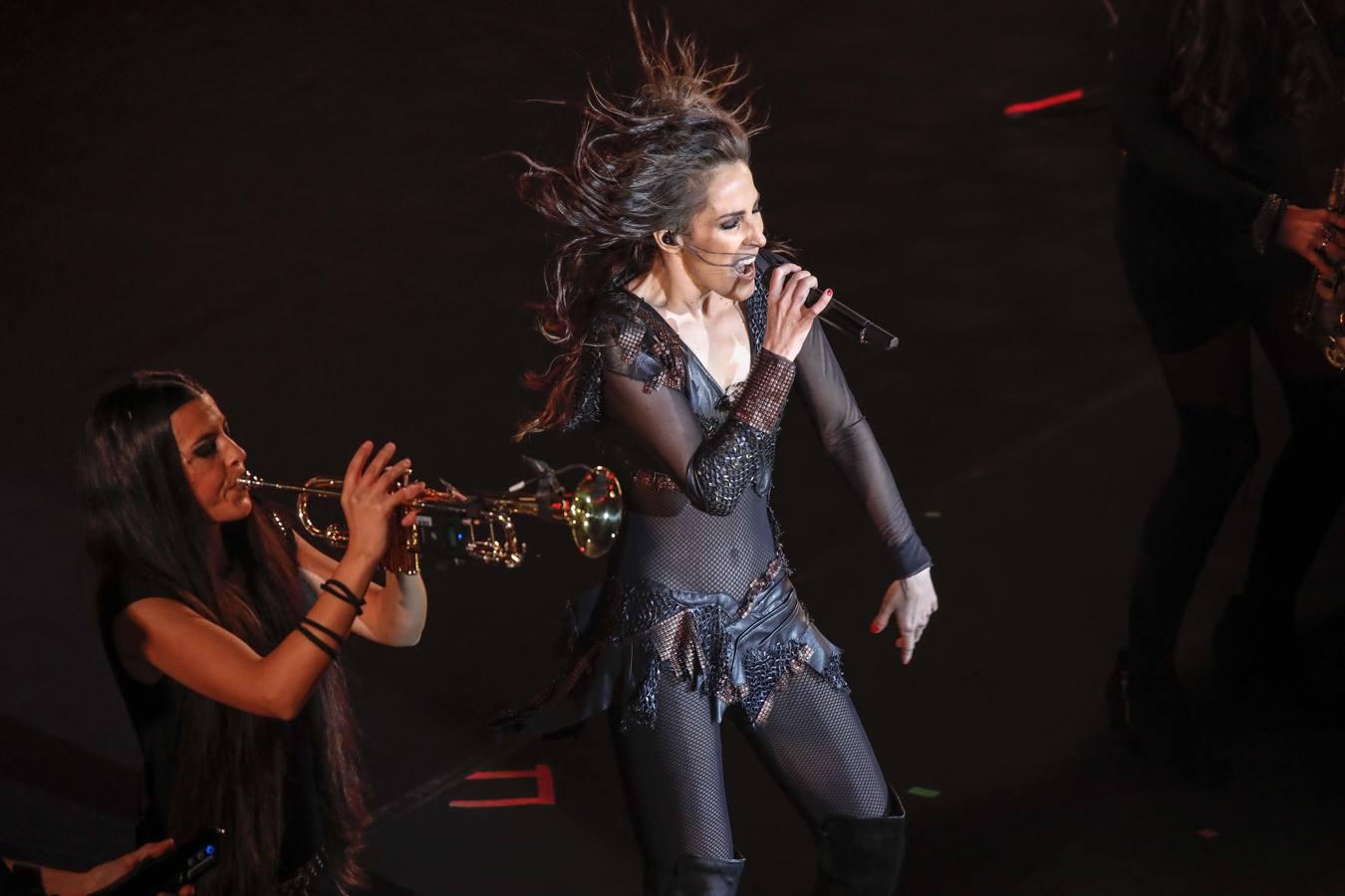 Malú triunfa en Sevilla con su gira «Oxígeno»