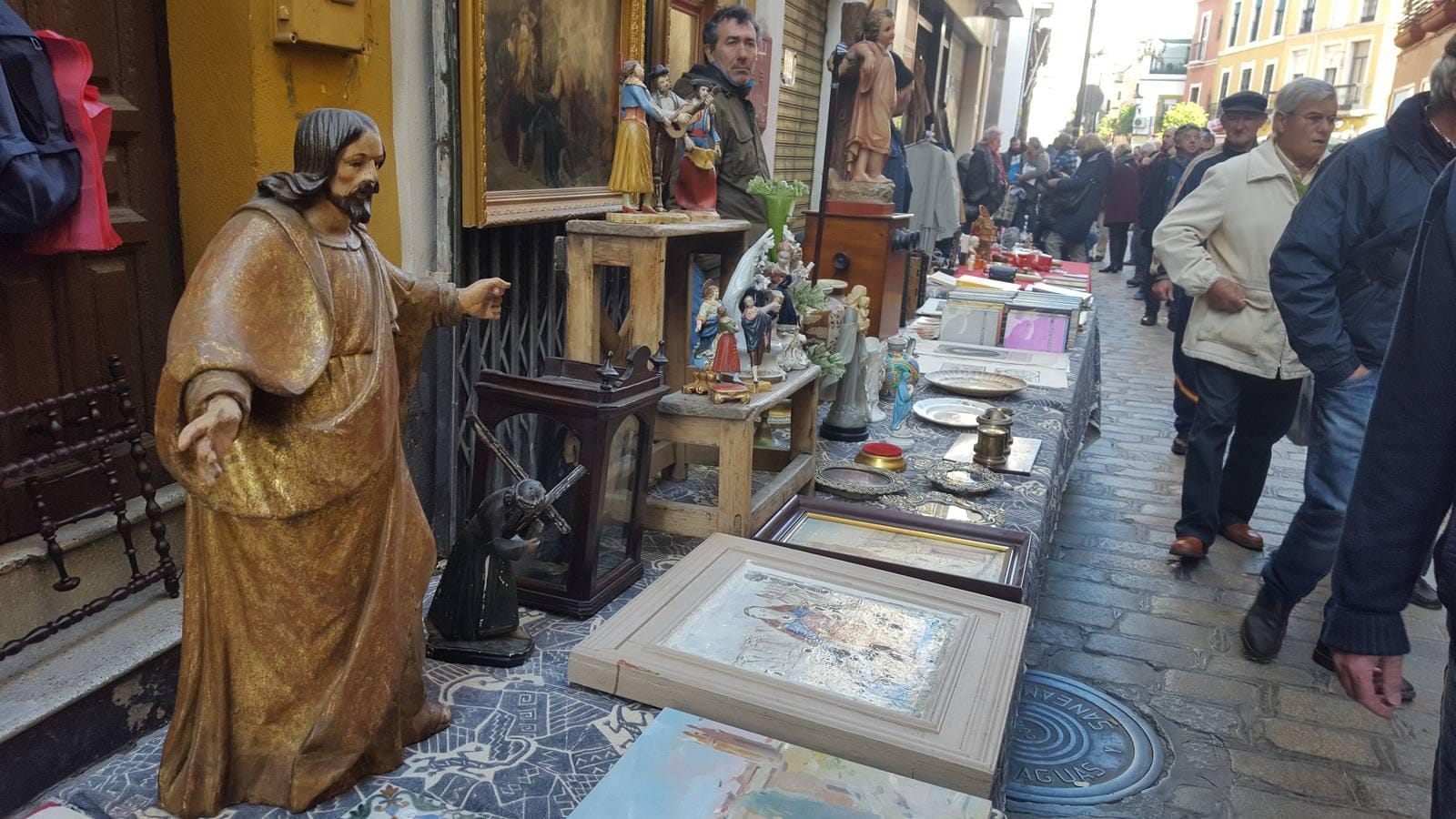El Jueves, el mercadillo más antiguo de Sevilla